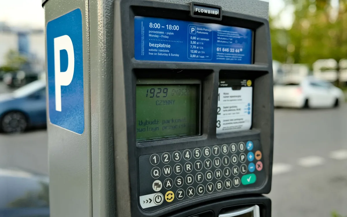 Czy parking całodobowy nadaje się na kilkudniowy wyjazd?